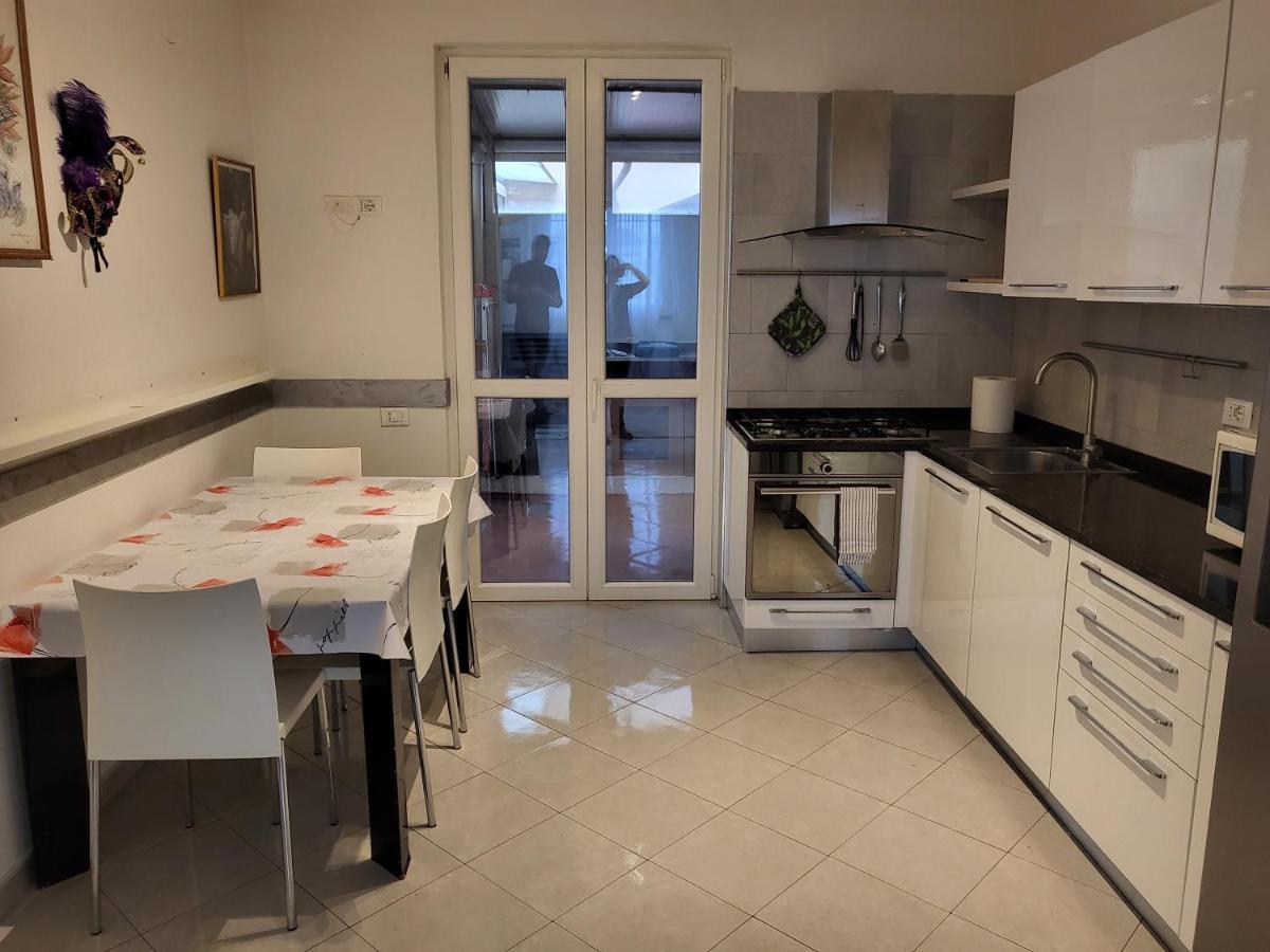 L'Appoggio Perfetto Apartment Viareggio Exterior photo